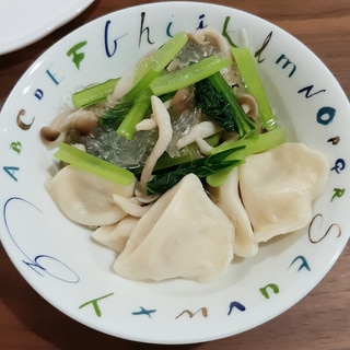 冷凍餃子で簡単　さっぱり水餃子